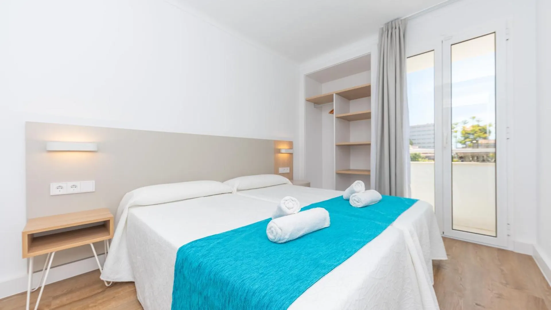 Apartamentos Massanet Canyamel  아파트