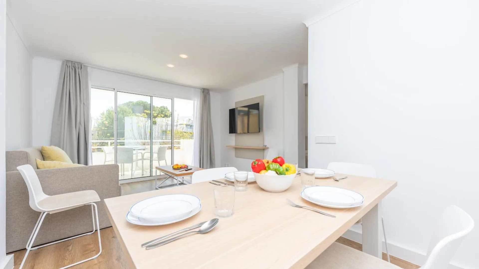 Apartamentos Massanet Canyamel  0*, 까냐멜