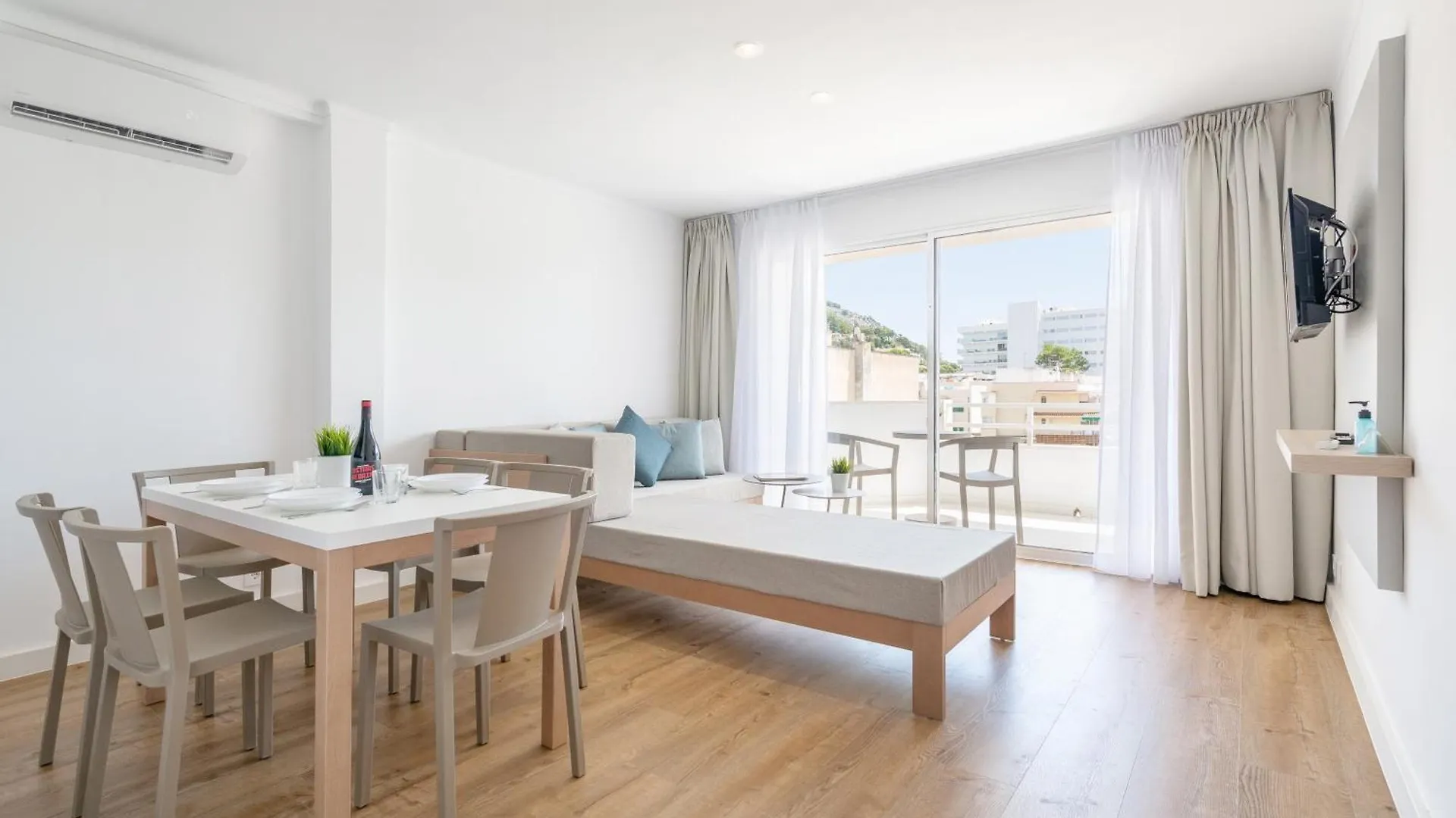 Apartamentos Massanet Canyamel