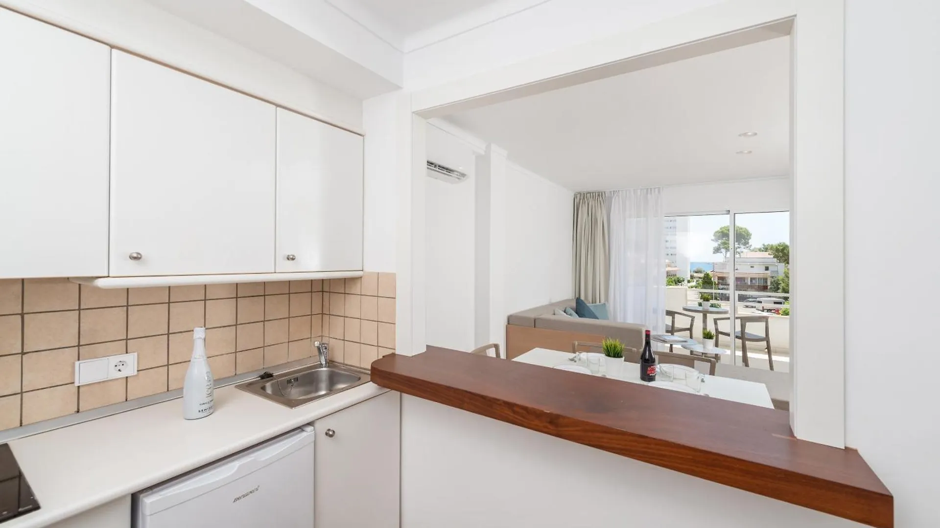 아파트 Apartamentos Massanet Canyamel