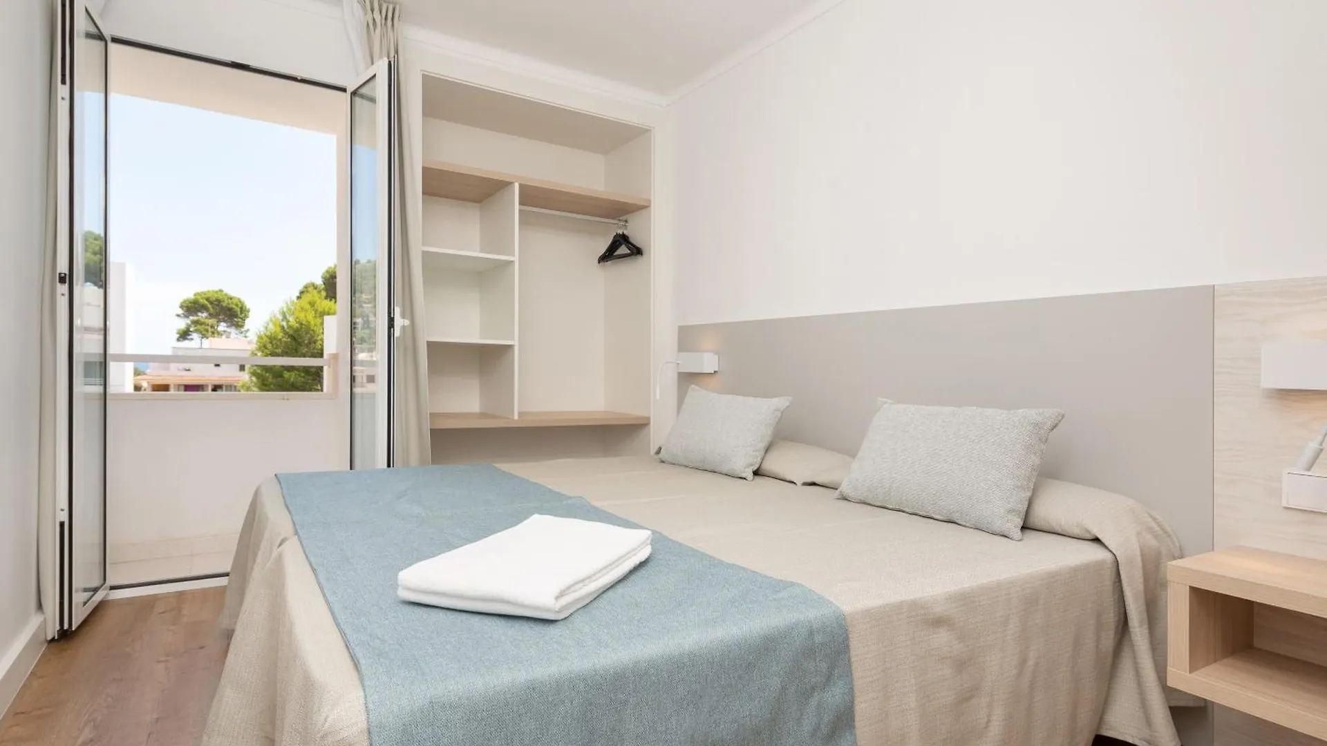 Apartamentos Massanet Canyamel  스페인